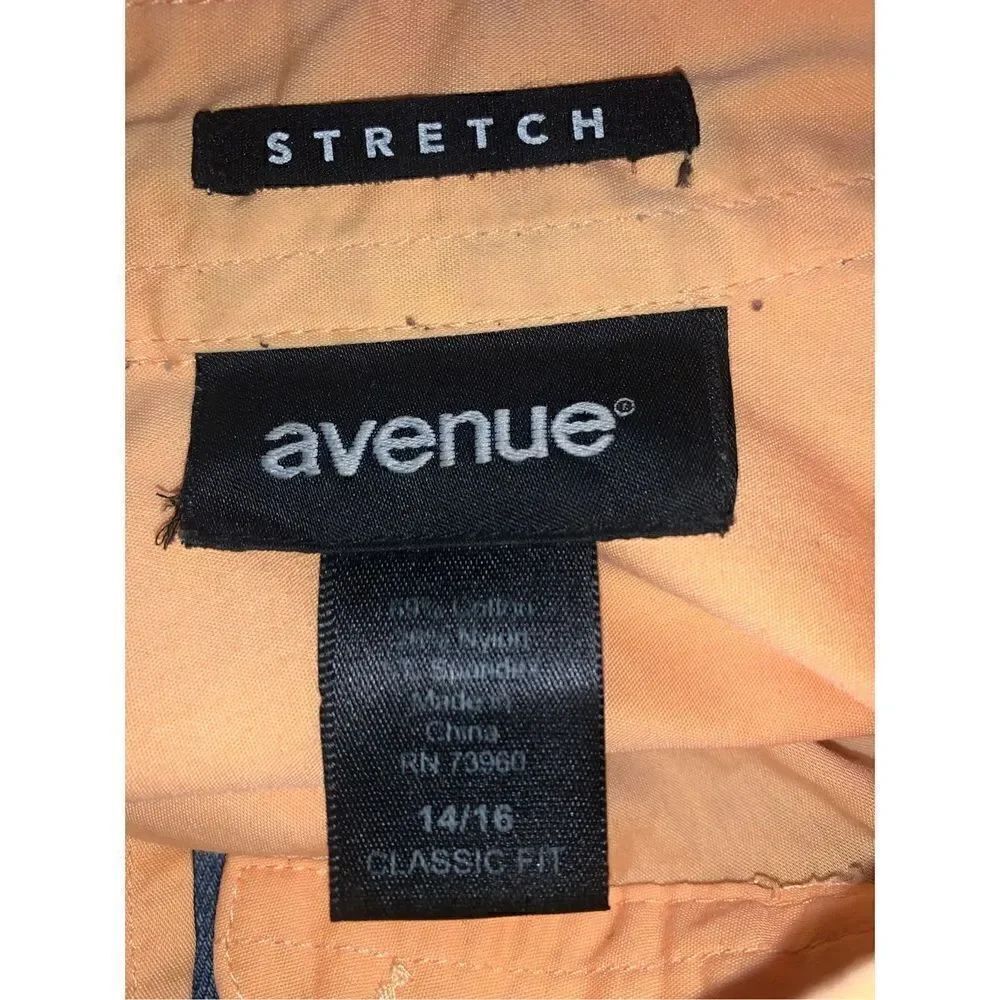 Avenue Button Front Top  - Picture 5 of 5